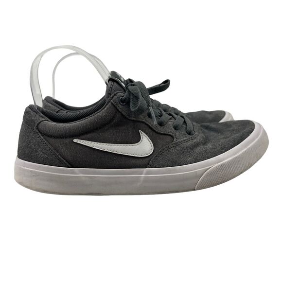 Nike SB Shoes Mens 9 Gray White Chron Solarsoft Skateboarding Sneaker CD6278-009 - Picture 1 of 13
